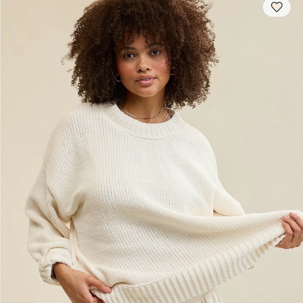 Aerie Cream Like Candy Crew Sweater - Medium